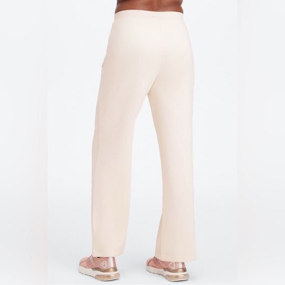 Fabletics  Plush Interlock Wide Leg Pant Size 4x NWT Brand New - Picture 2 of 13